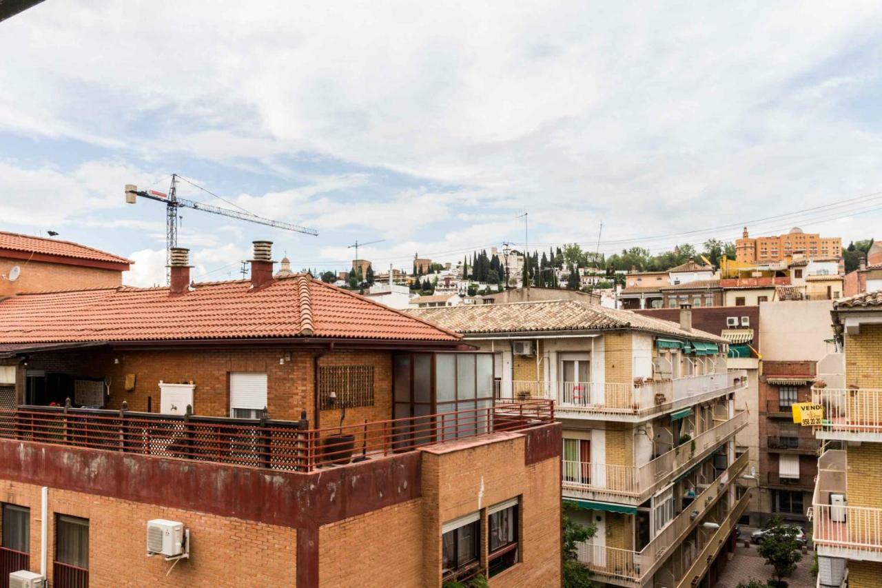 Apartamento Paseo Del Salon Granada Dış mekan fotoğraf
